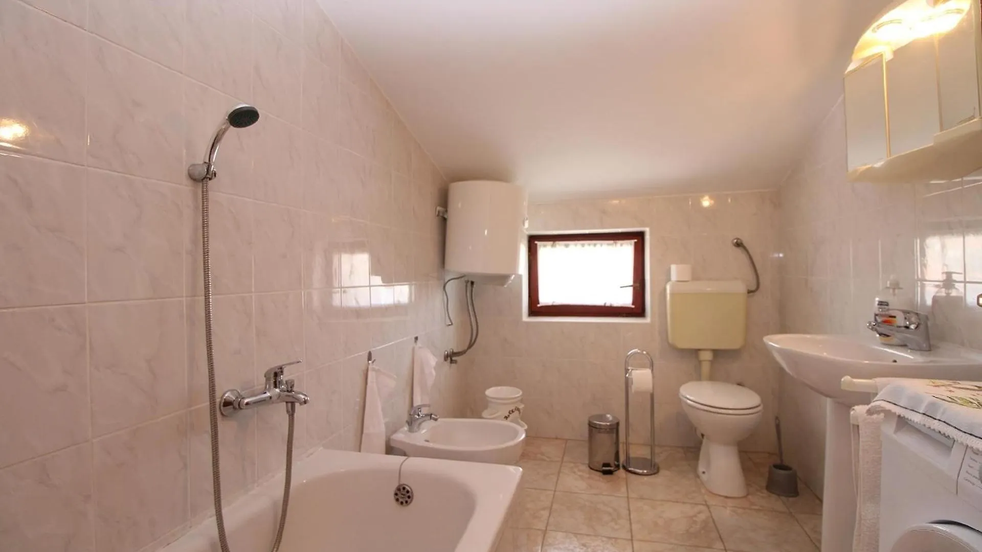 アパート Ferienwohnung Fuer 4 Personen Ca 55 Qm In Fazana, Istrien Istrische Riviera